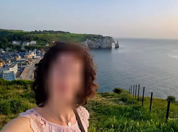 Anisa, 40 anni