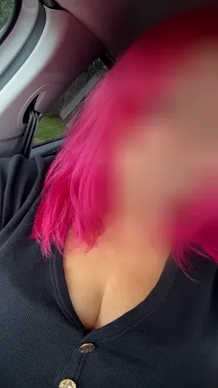 Manuela, 37 anni